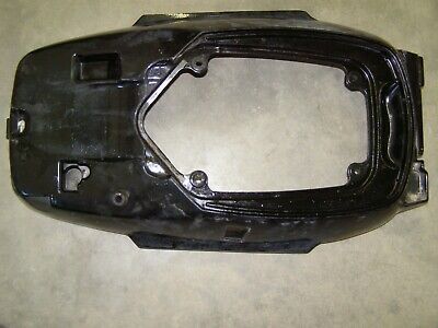 Дно кожуха BOTTOM COWL 821511T1
