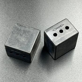 Подушка двигателя (низ, бок) Yamaha 20-30 (689-44555-00)