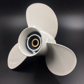 Винт гребной Yamaha 60-140, F70-F130 (3x13-1/2x17)