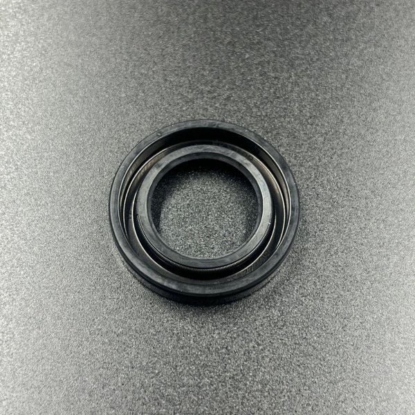 Сальник Suzuki (09282-22007) (22x36x6) (Omax) 09282-22007-TW