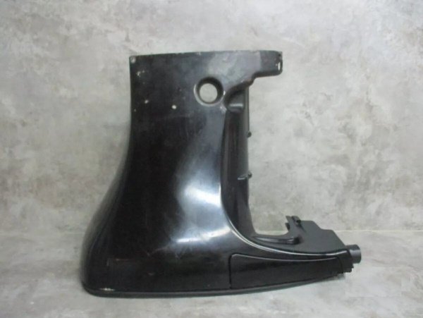Крышка дейдвуда левая (BOTTOM COWL ASSEMBLY) 878587A1