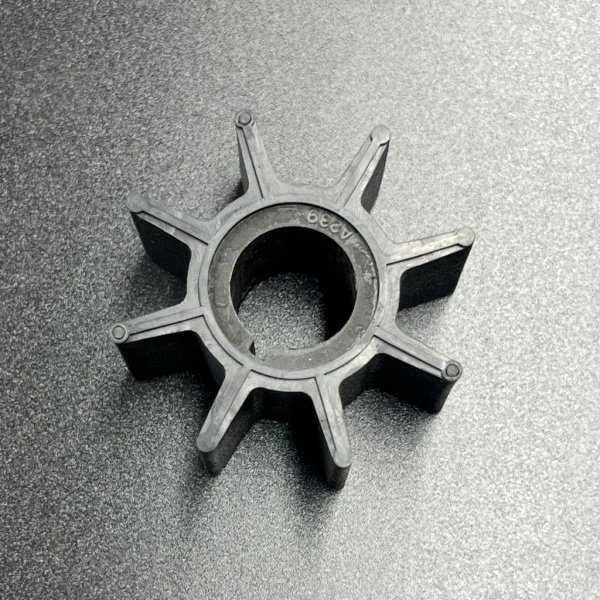 Крыльчатка помпы охлаждения Tohatsu 9.9-18/Mercury 9.9-18 (334-65021-0; 3LD-65021-0; 08M0135803) (Om
