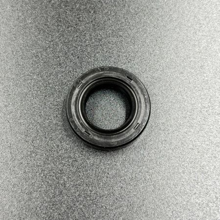 Сальник Suzuki (59295-97J10) (15х26х6) 59295-97J10