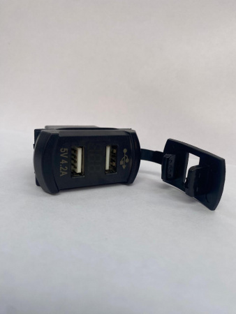 Панель с USB-разъемом 5В 2  CCZ000174